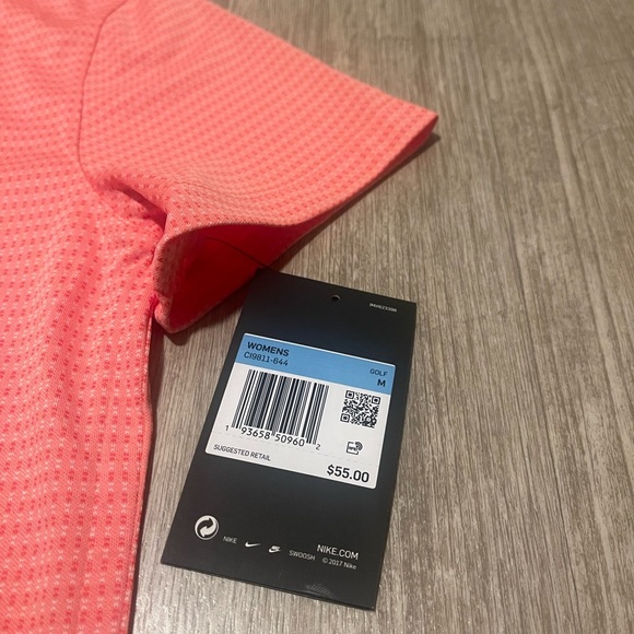 NWT Nike Dry Fit Women's Coral Polo - Picture 4 of 5